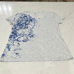 Banana Republic Rounded Neck Size Large Short Sleeve Shirt